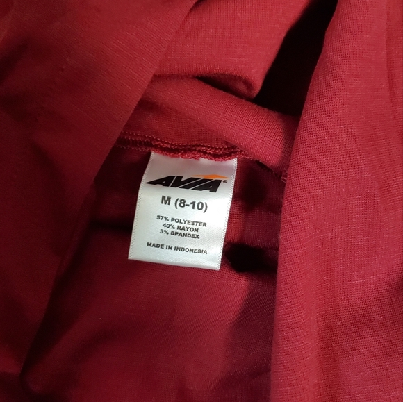 Sweatshirt - Picture 2 of 3